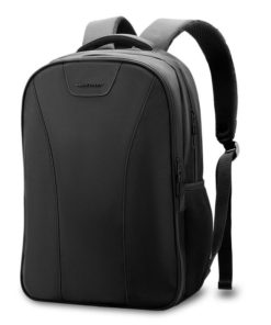 Městský černý batoh na notebook Nexus Mark Ryden, 25l, voděodolný, Usb port, černý